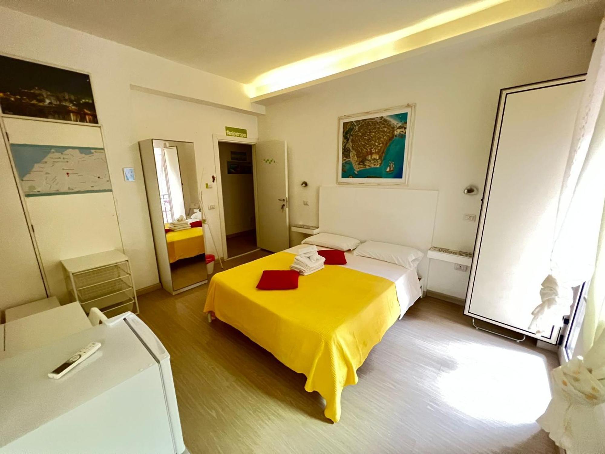 Enjoy Tropea Accomodation Eksteriør bilde
